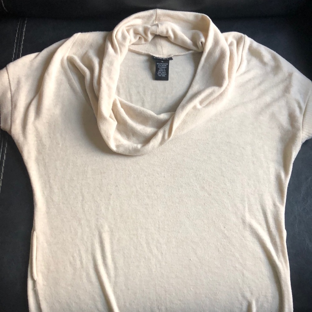 Rue21 XL cream colored short sleeved sweater dress